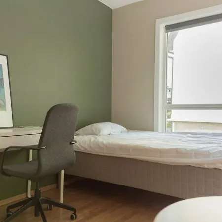 Dinbnb I Family-friendly & Spacious 2-bedroom With Parking