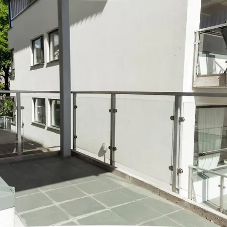別荘 Dinbnb I Family-friendly & Spacious 2-bedroom With Parking ベルゲン